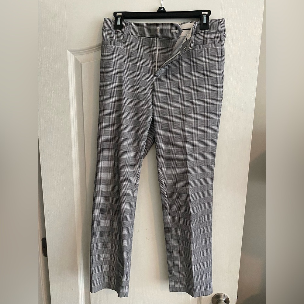 Banana Republic black and white pants